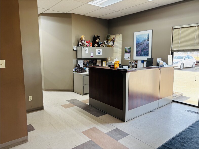 More Photos Of 2001 8th St, Nisku Warehouse For Sale