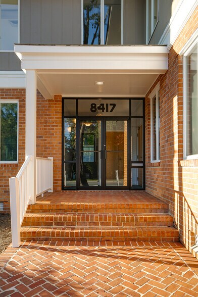 More Photos Of 8417 Patterson Ave, Richmond Office For Lease