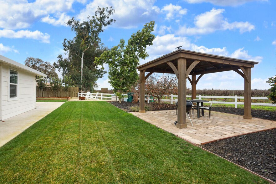 More Photos Of 20325 N Ray Rd, Lodi Land For Sale