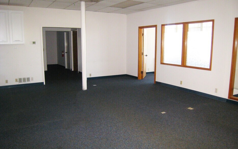 More Photos Of 180 Harbor Dr, Sausalito Office Residential For Lease