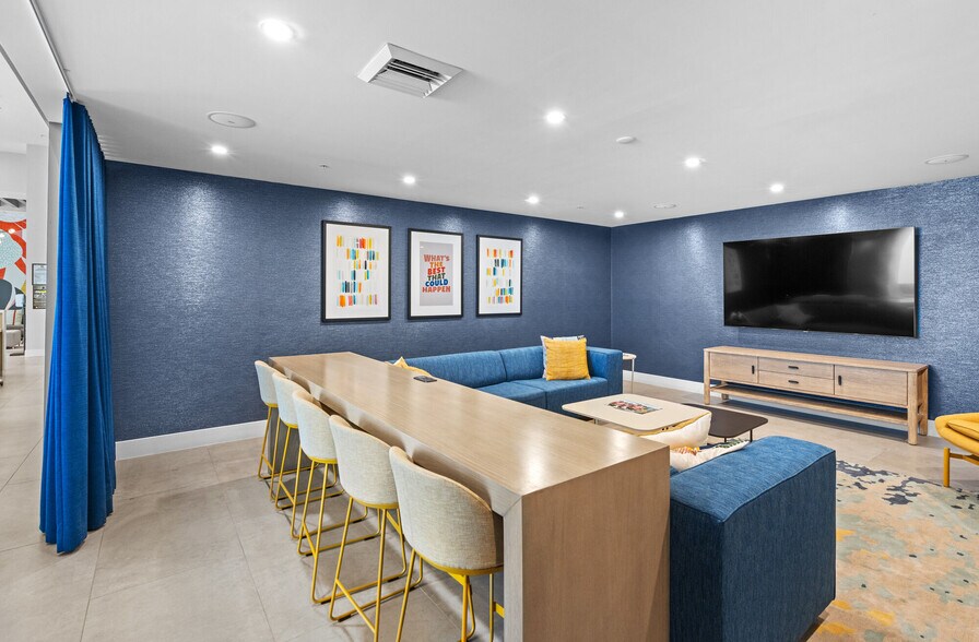 More Photos Of 200 NE 1st Ave, Pompano Beach Apartments For Lease