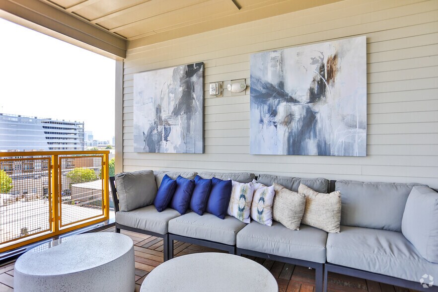 More Photos Of 1425 Winnifred St, Charlotte Apartments For Lease