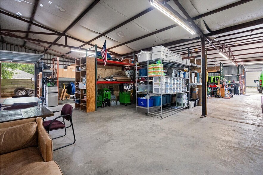 More Photos Of 15617 Old US Highway 441, Tavares Industrial For Lease
