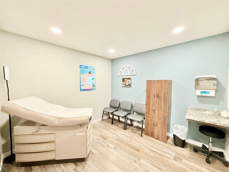 More Photos Of 11442 SR 27, Hector Medical For Sale