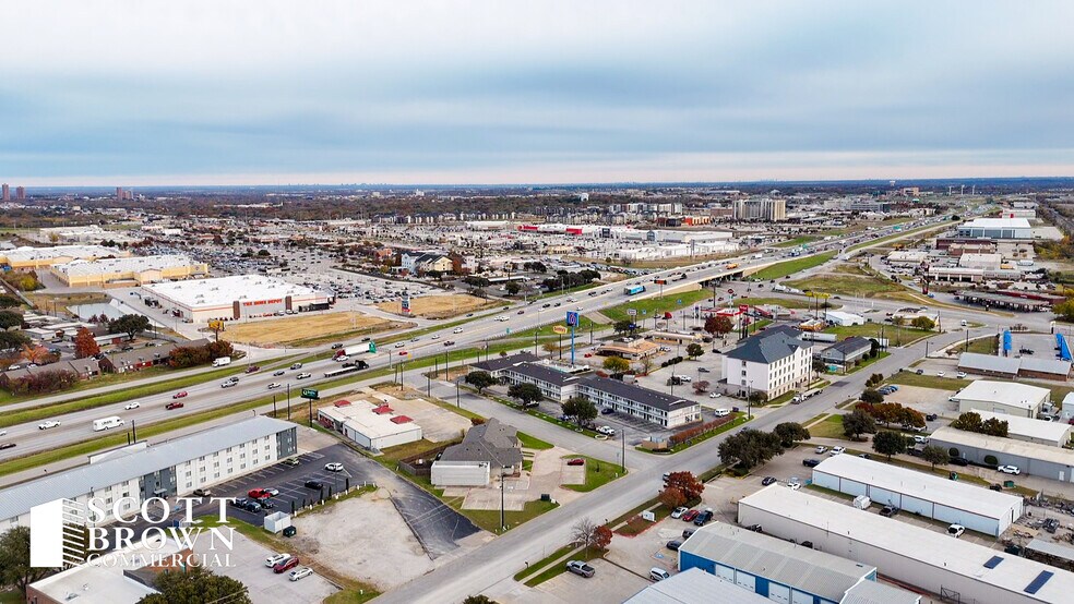 More Photos Of 3118 Los Colinas, Denton Office For Lease