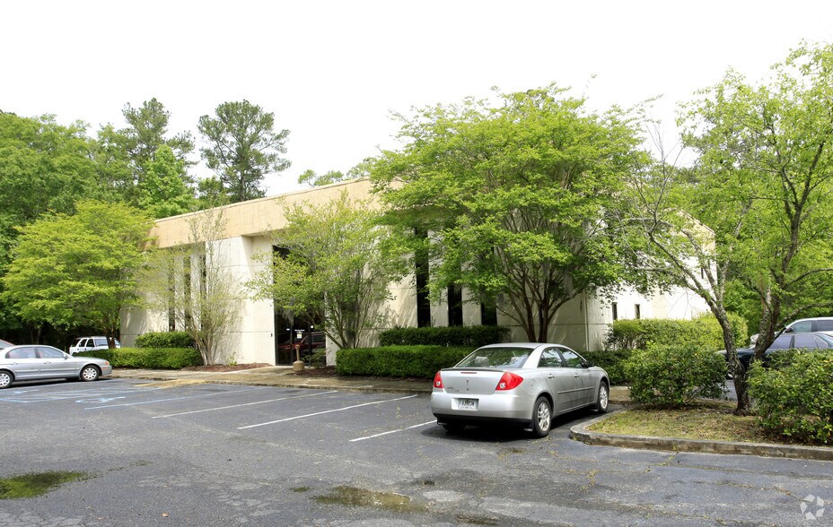 Primary Photo Of 500 Oakbrook Ln, Summerville Office For Lease