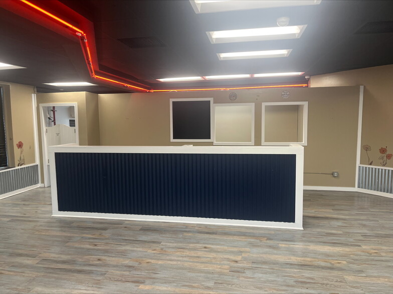 More Photos Of 5705 Inman Rd, Greensboro Freestanding For Lease