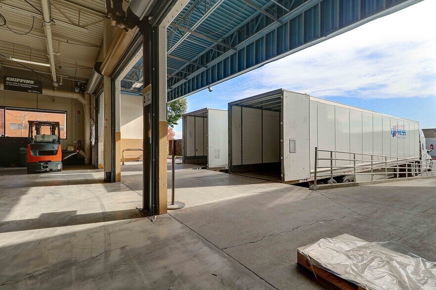 More Photos Of 130 Hangar Way, Watsonville Light Manufacturing For Lease