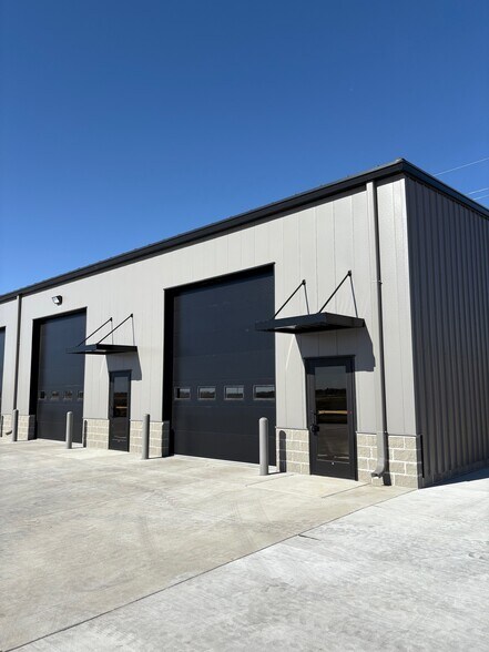 Primary Photo Of 5062 N 264th Cir, Valley Industrial For Lease