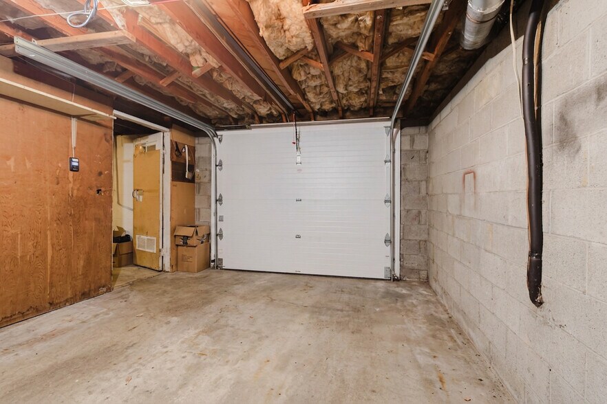 More Photos Of , Lexington Specialty For Sale