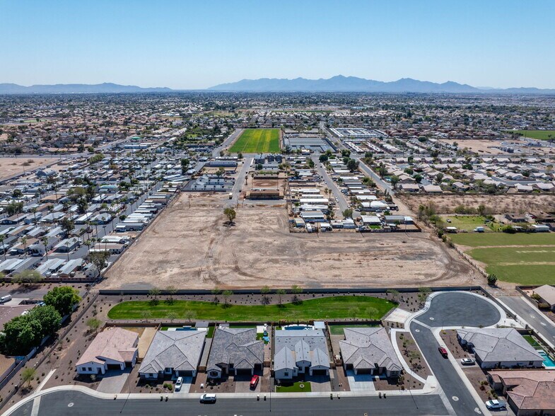 More Photos Of 7118 80th Ave, Glendale Land For Sale