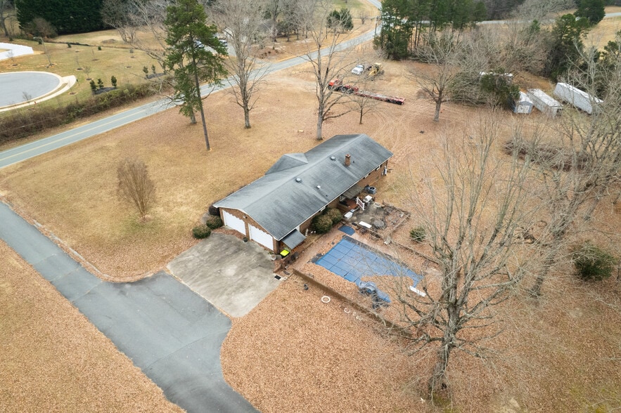 More Photos Of Lacy Holt Road, Graham Land For Sale