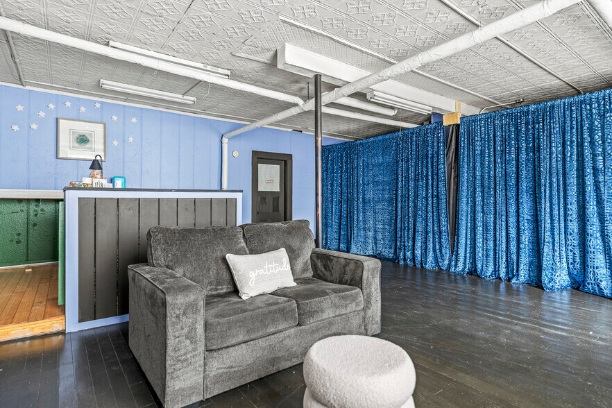 More Photos Of 441 Main St, South Berwick Apartments For Sale