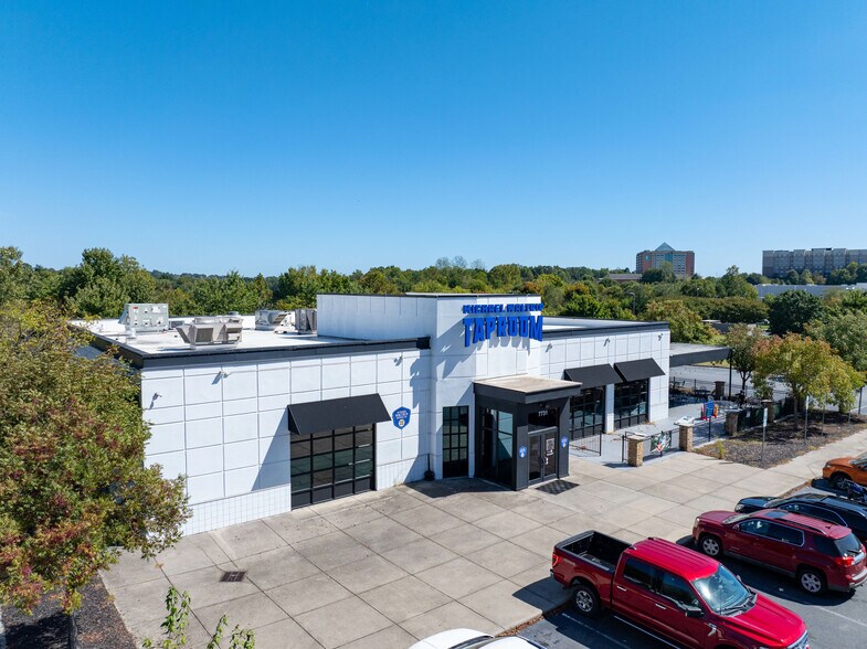 More Photos Of 7731 Gateway Ln NW, Concord Restaurant For Sale