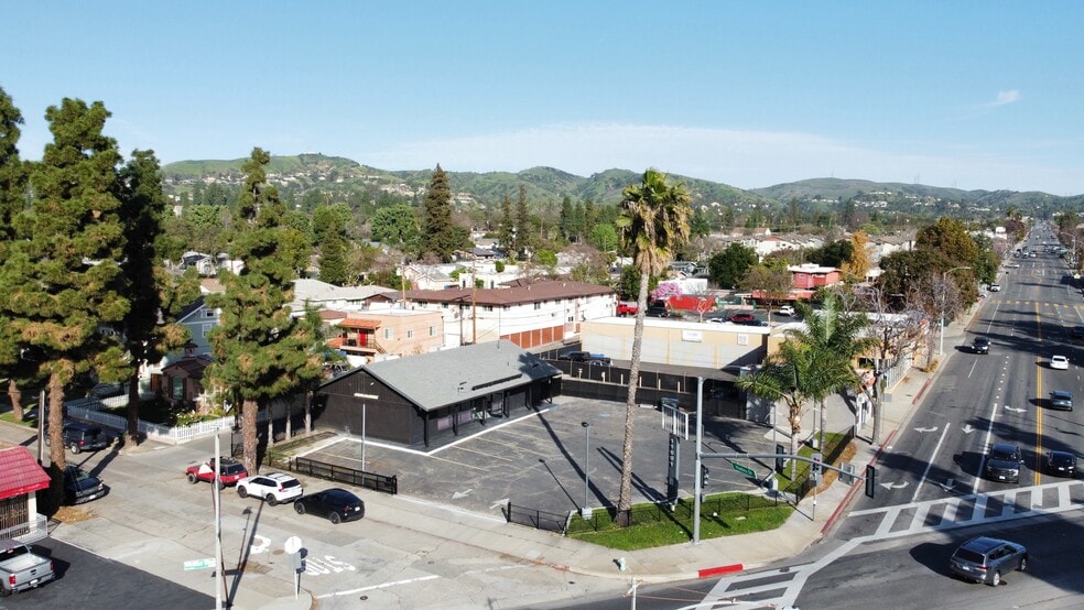 Primary Photo Of 11601 Whittier Blvd, Whittier Auto Dealership For Sale