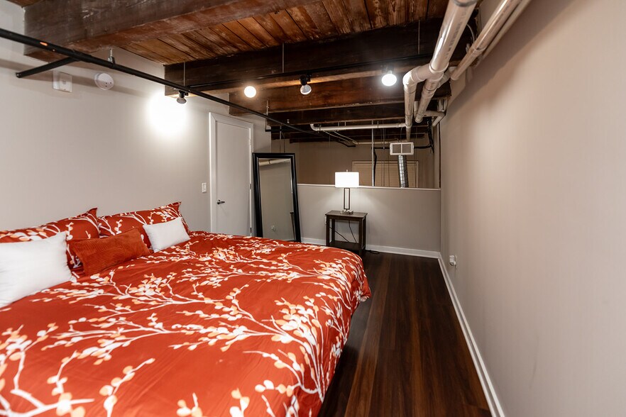 More Photos Of 345 S Front St, Memphis Apartments For Sale