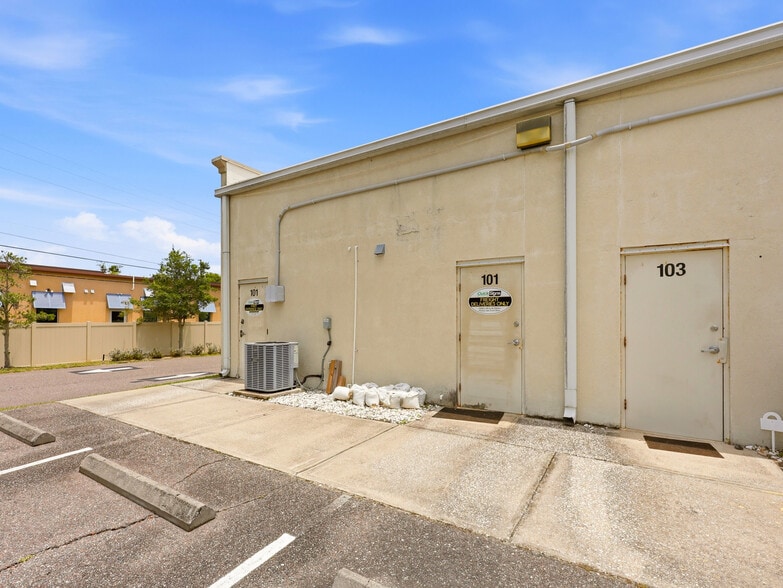 More Photos Of 4425 US Highway 1 S, Saint Augustine Light Distribution For Sale