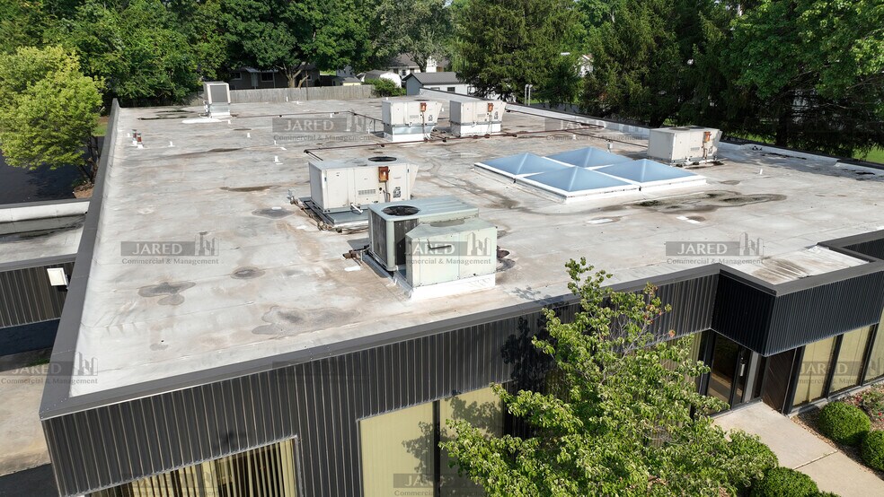 More Photos Of 509 S Union Ave, Springfield Light Distribution For Sale