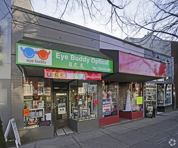 More Photos Of 2932 Broadway W, Vancouver Storefront Retail Residential For Sale