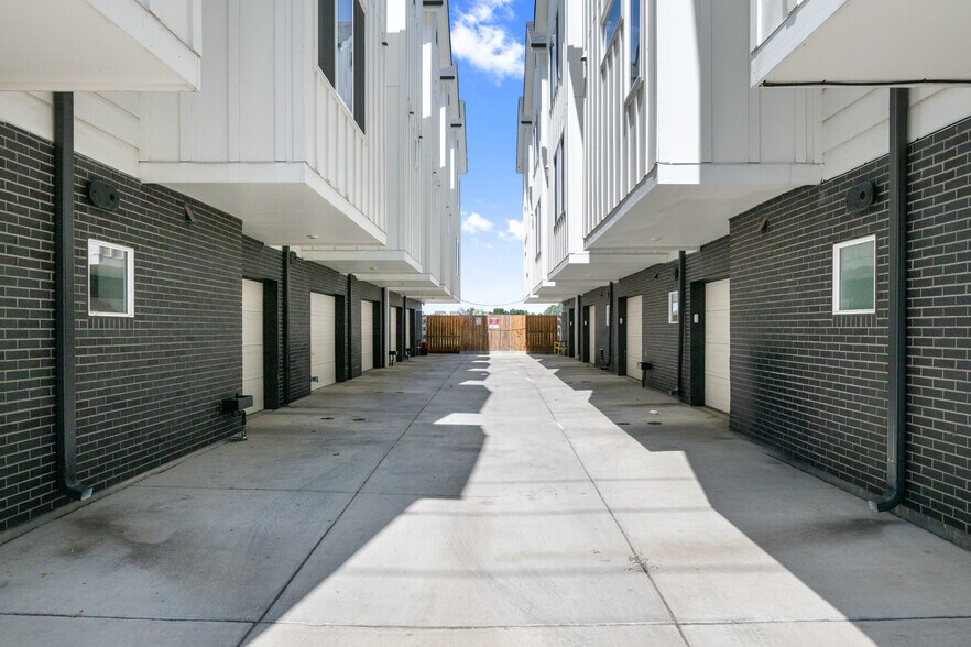 More Photos Of 5151 W 10th Ave, Denver Apartments For Sale