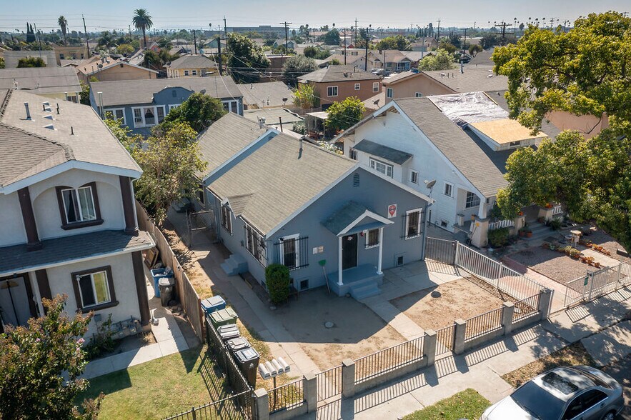 More Photos Of 212 E 62nd St, Los Angeles Apartments For Sale
