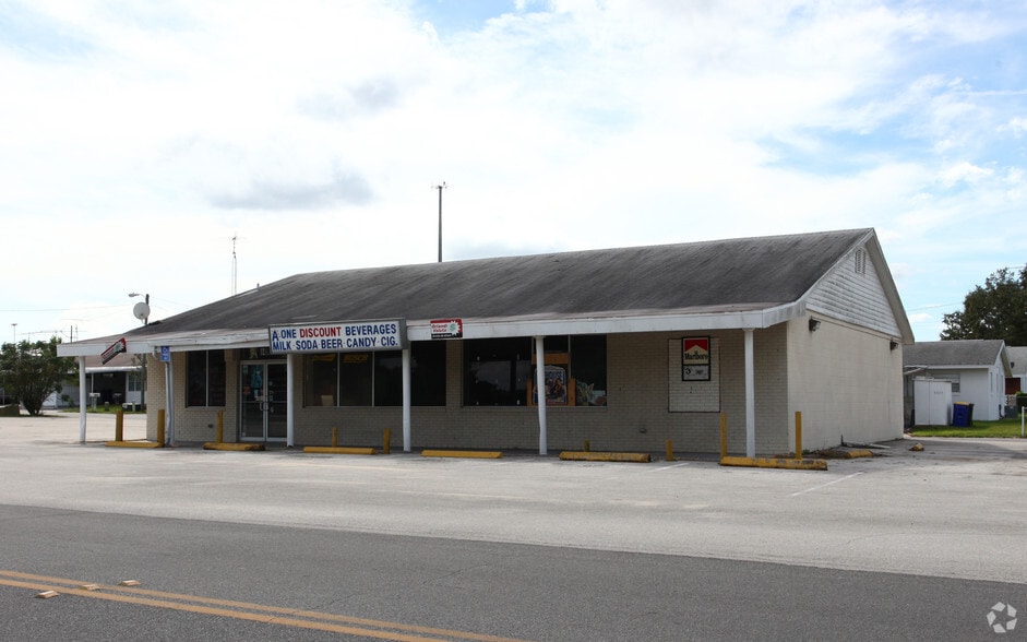 More Photos Of 1499 N Lake Ave, Avon Park Convenience Store For Sale