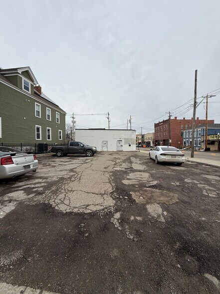 More Photos Of 860 E Long St, Columbus Freestanding For Lease