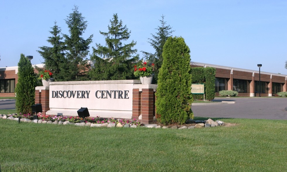 More Photos Of 39205 Country Club Dr, Farmington Hills Research And Development For Lease