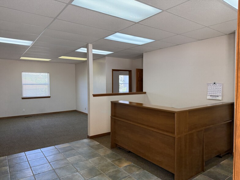 More Photos Of 124 N Elden St, Flagstaff Office For Lease