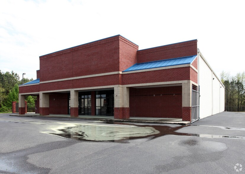 More Photos Of 401-411 S Main St, Rolesville Unknown For Lease