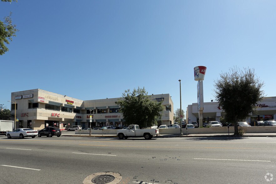 More Photos Of 112-198 S Vermont Ave, Los Angeles Unknown For Lease