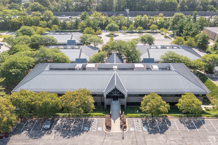 More Photos Of 7104 Ambassador Rd, Windsor Mill Office For Lease