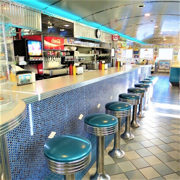 More Photos Of 3500 Canyon De Flores, Sierra Vista Restaurant For Sale