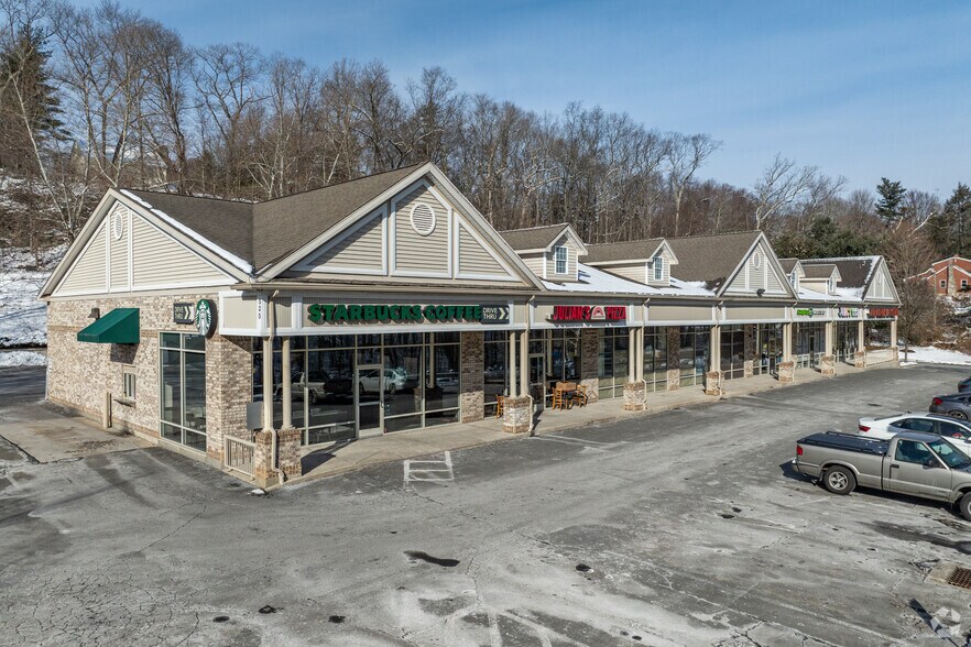 More Photos Of 525 Main St, Monroe Freestanding For Lease