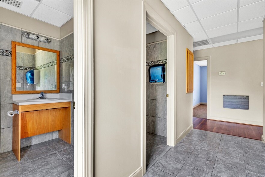 More Photos Of 180 Amt Tech Dr, Rocky Mount Medical For Sale