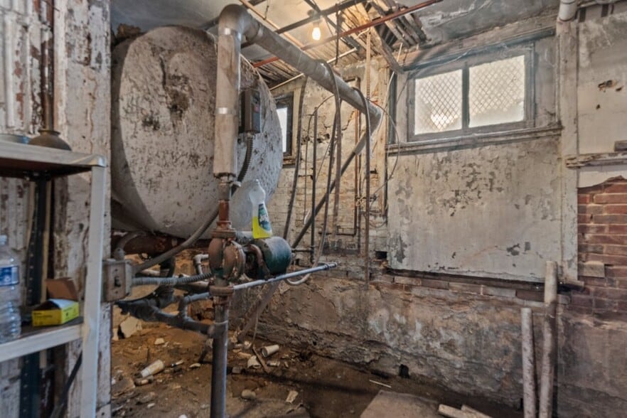 More Photos Of 2301 Maryland Ave, Baltimore Apartments For Sale