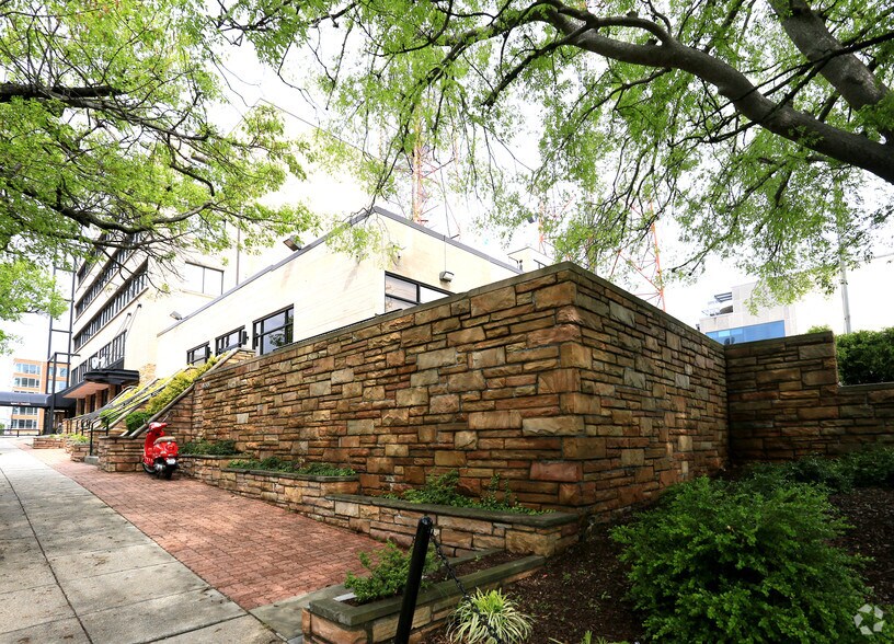 More Photos Of 4001 Brandywine St NW, Washington Office For Lease