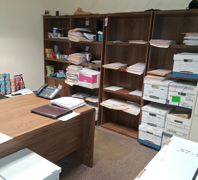 More Photos Of 7655 Five Mile Rd, Cincinnati Medical For Sale
