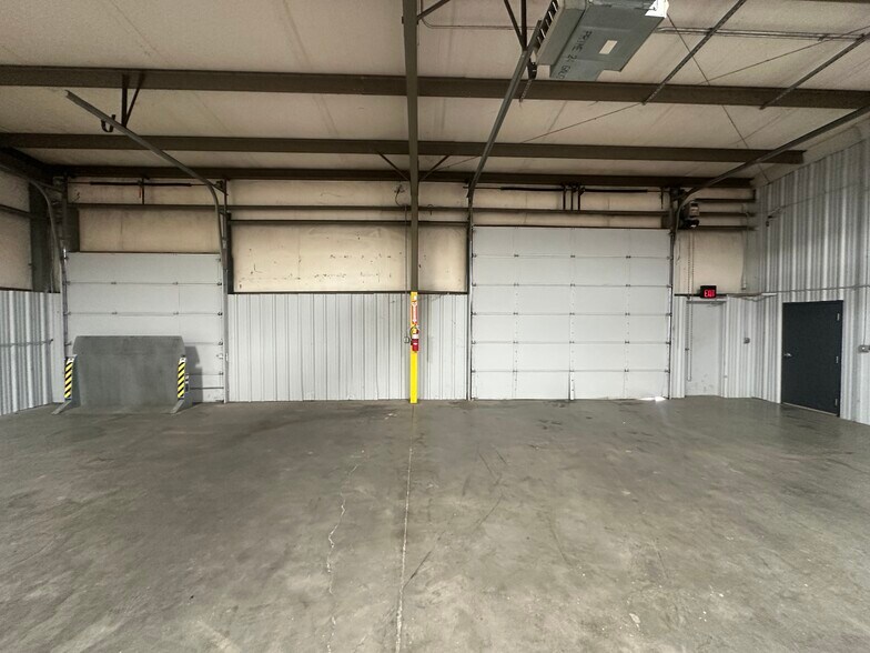 More Photos Of 4233 Hurricane Creek Blvd, Antioch Manufacturing For Lease