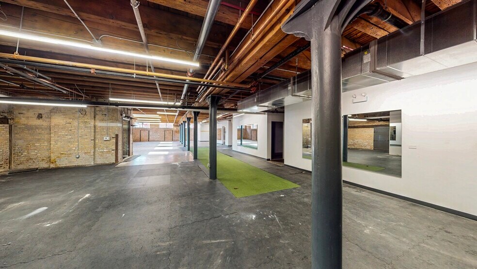 More Photos Of 1500 W Carroll Ave, Chicago Loft Creative Space For Lease