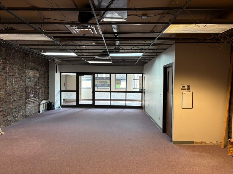 More Photos Of 219 W 1st St, Duluth Office For Lease