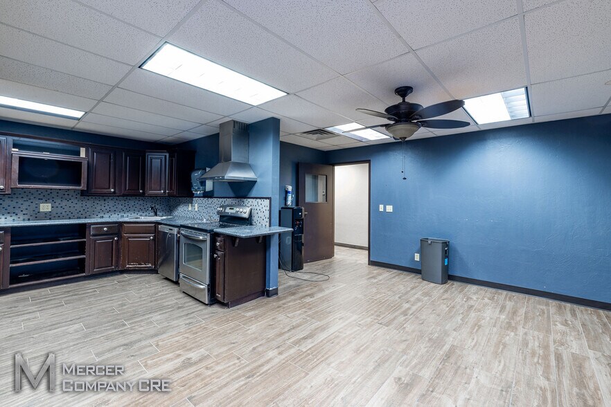 More Photos Of 1635 SE 29th St, Oklahoma City Warehouse For Lease