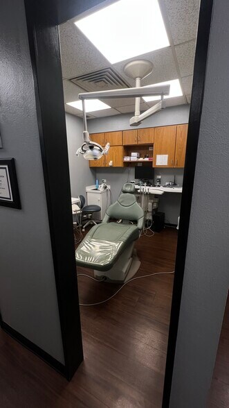 More Photos Of 615 E Oklahoma Ave, Enid Office For Sale