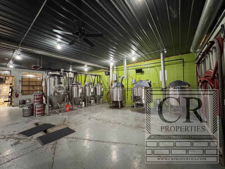 More Photos Of 17 Milton Ave, Highland Warehouse For Sale