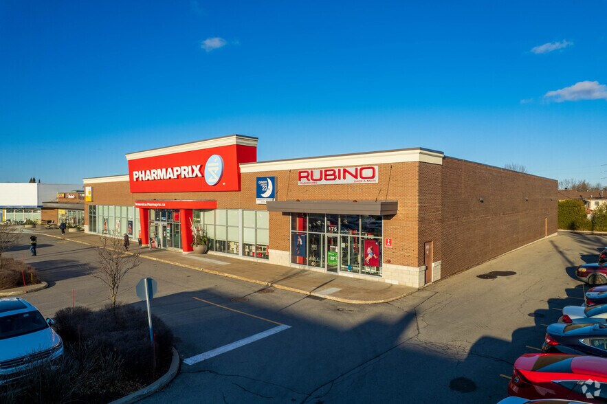 More Photos Of 175-199 Av 25E, St-Eustache General Retail For Lease