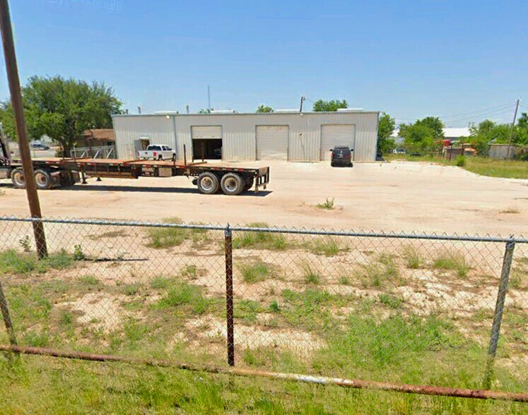 More Photos Of 4950 Andrews Hwy, Odessa Warehouse For Sale