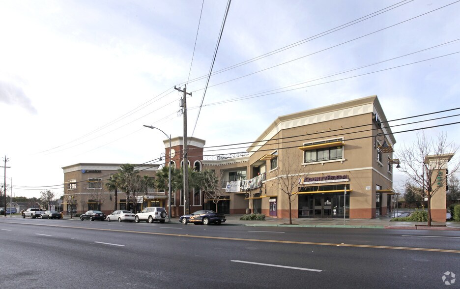 More Photos Of 255 N White Rd, San Jose Storefront Retail Office For Lease
