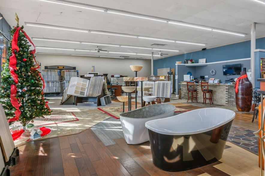 More Photos Of 8101 Grapevine Hwy, North Richland Hills Showroom For Sale