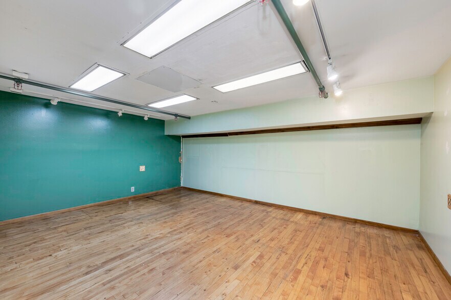 More Photos Of 1700 W Anaheim St, Long Beach Manufacturing For Lease