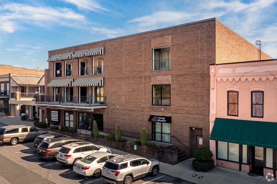 Primary Photo Of 601 S Green St, Morganton Unknown For Lease